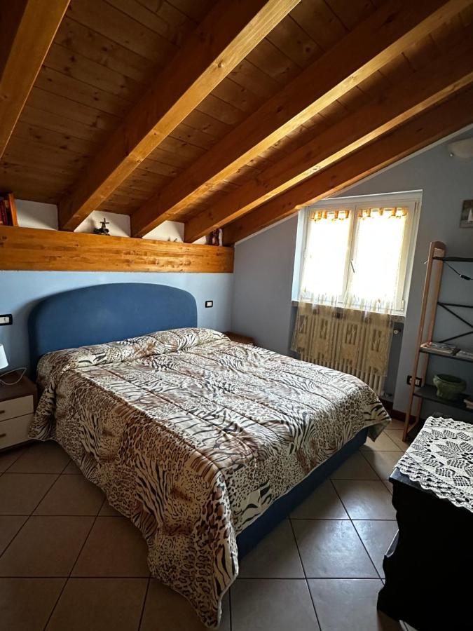 Residence Laguna Beach Pianello Del Lario Luaran gambar