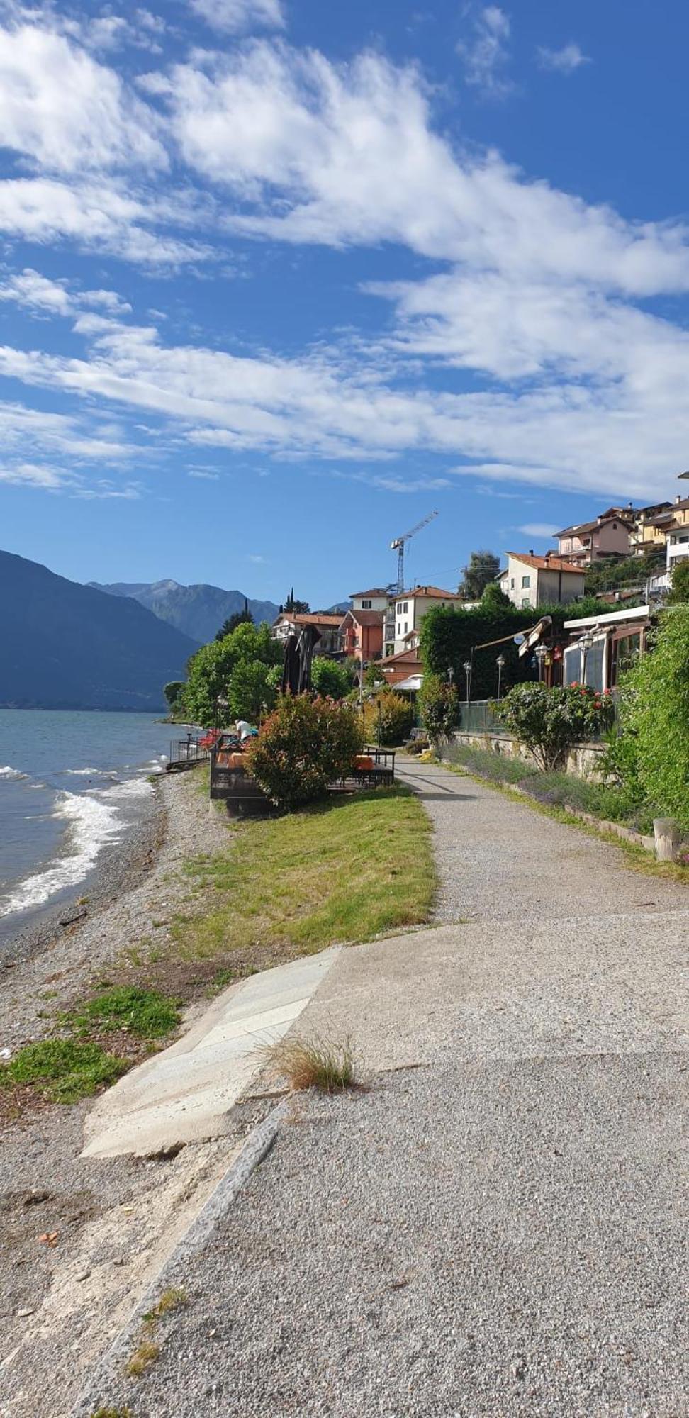 Residence Laguna Beach Pianello Del Lario Luaran gambar